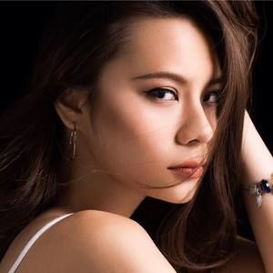 Meet your Posher, Peggy yipeng